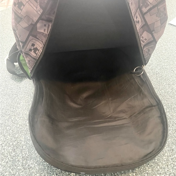 Minecraft Backpack - Picture 3 of 6